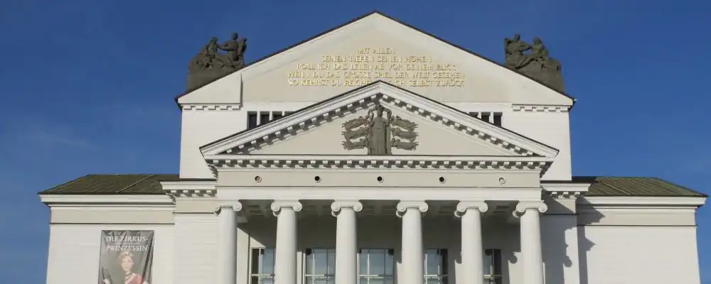 Einsatz­gebiet: Duisburg Detektei Condor ermittelt vor Ort.